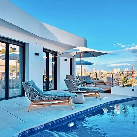 Luxurioeses In Mit Pool Lejlighed *